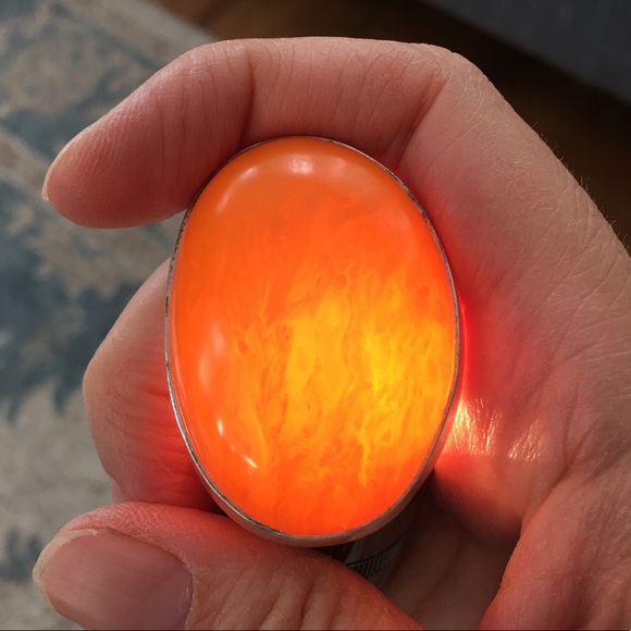 Butterscotch Baltic amber sterling silver ring - Picture 2 of 11